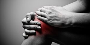 commonly asked questions about knee pain answered